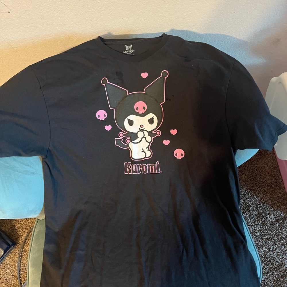 New Sanrio shirt kuromi size xl